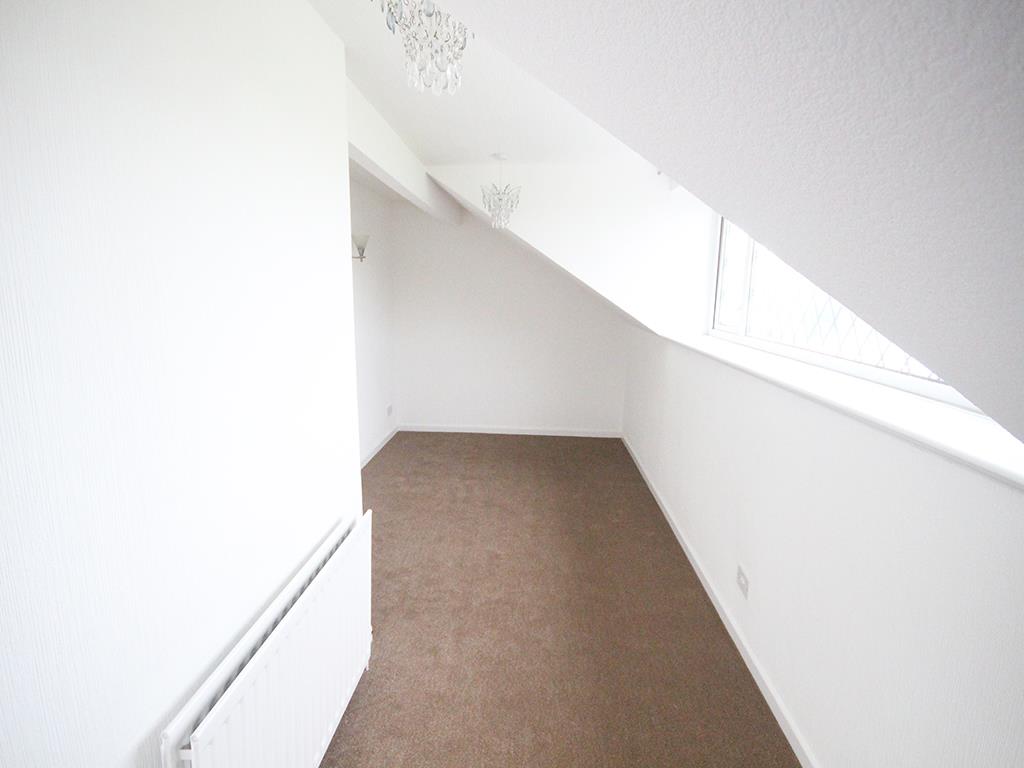 3 bedroom semi-detached house To Let in Barnoldswick - IMG_2995.jpg